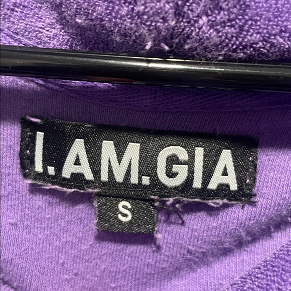 I am Gia Torres Purple velour cropped hoodie size small - Picture 3 of 3